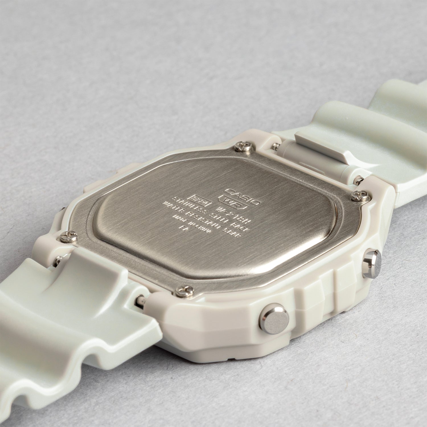 CASIO カシオ W-218H-8B グレー ブラック文字盤 デジタル メンズ 腕時計 ケースバック