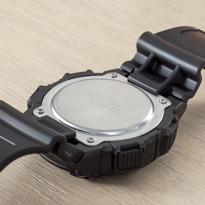 CASIO カシオ W-735H-1A2 ブラック ブラック文字盤 デジタル メンズ 腕時計 ケースバック