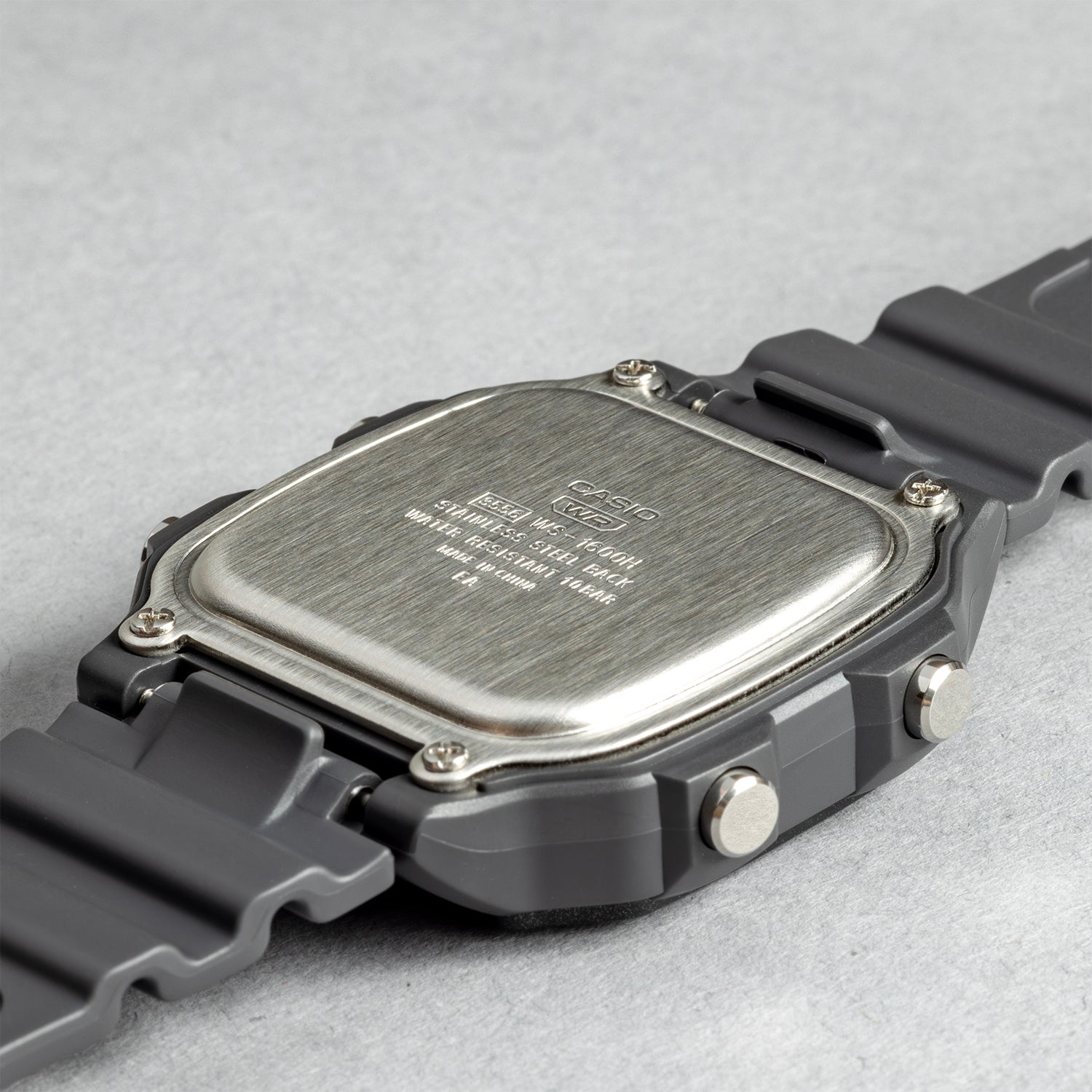 CASIO カシオ WS-1600H-8A グレー ブラック文字盤 デジタル メンズ 腕時計 ケースバック