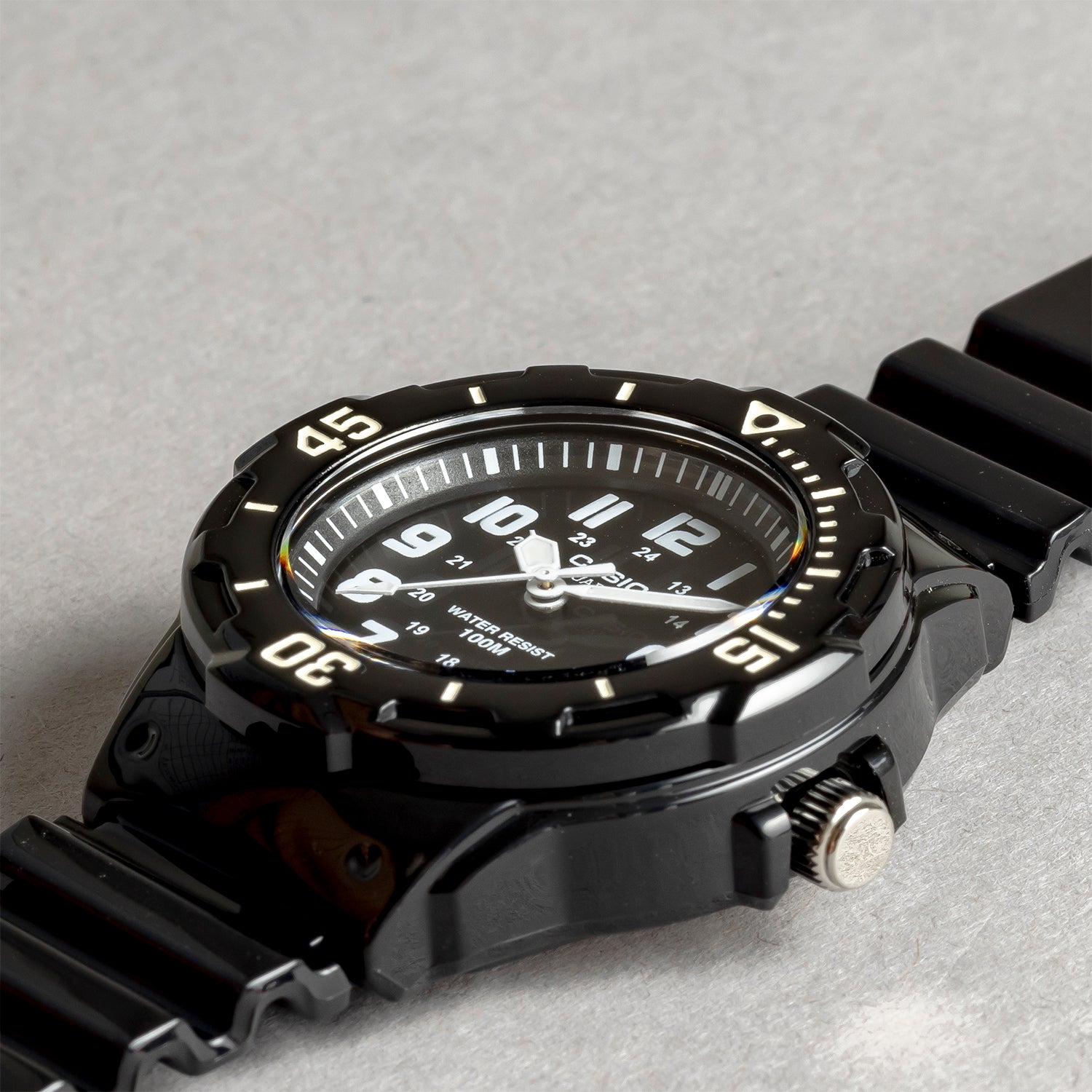 CASIO カシオ LRW-200H-1B ブラック ブラック文字盤 アナログ レディース 腕時計 斜め