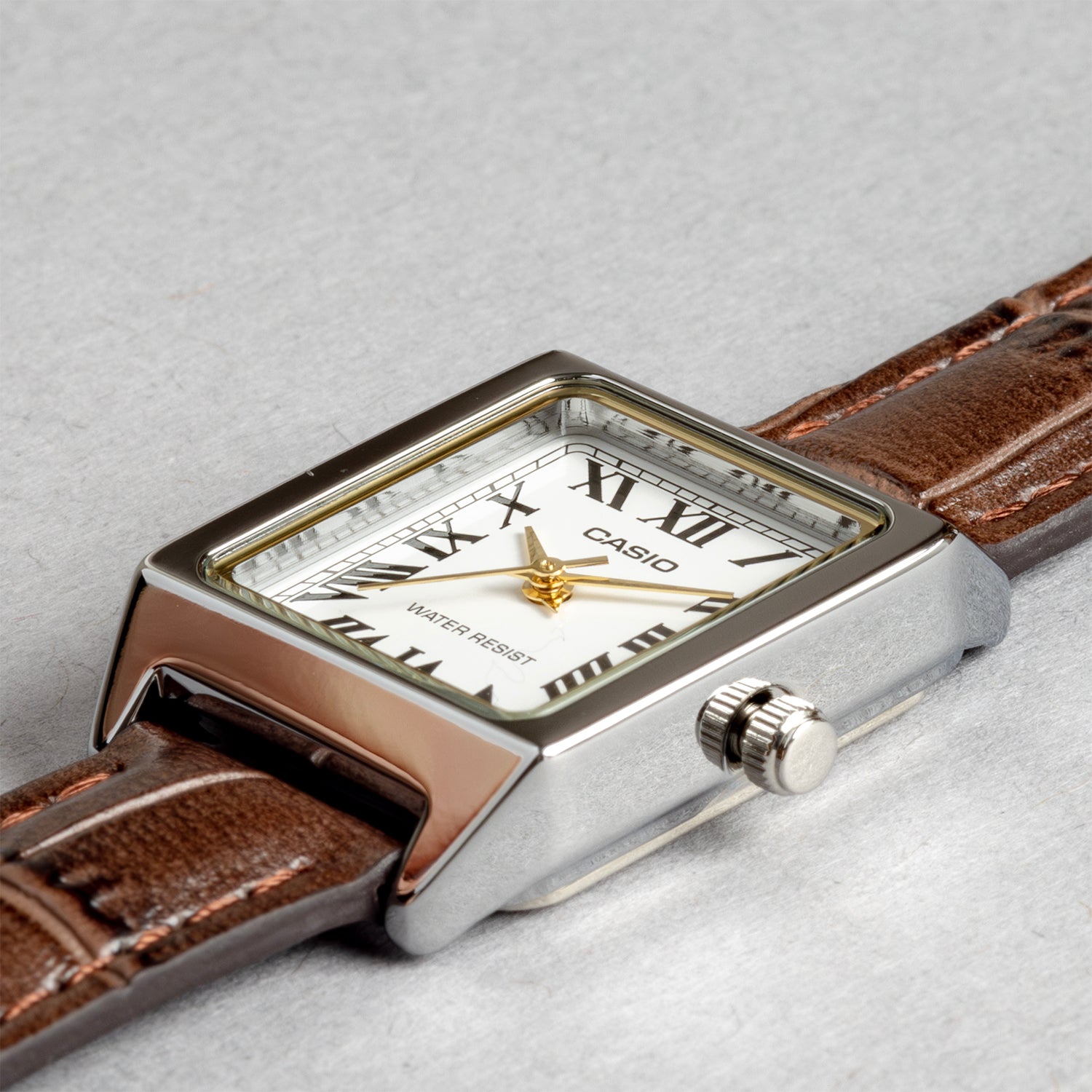 CASIO カシオ LTP-V007L-7B2 ブラウン ホワイト文字盤 アナログ レディース 腕時計 斜め