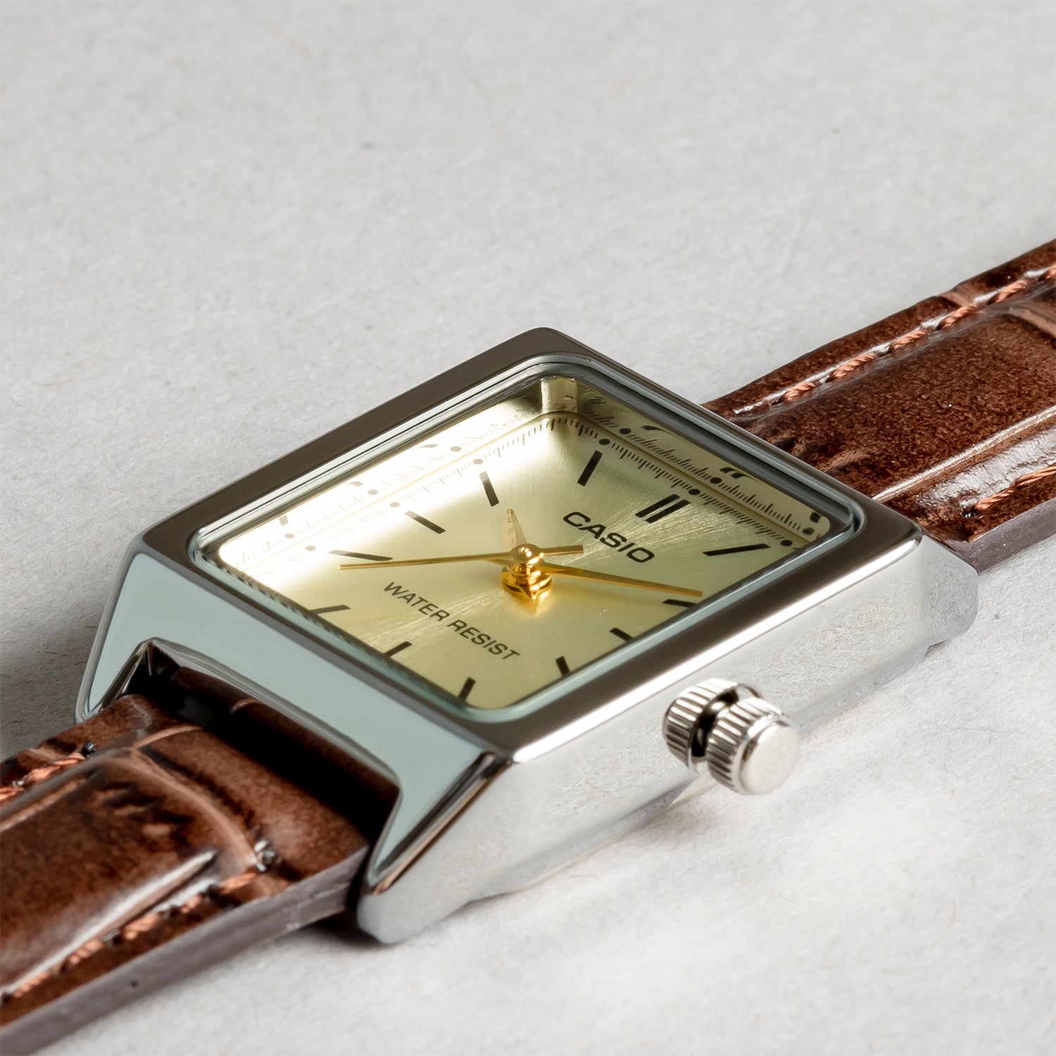 CASIO カシオ LTP-V007L-9E ブラウン ゴールド文字盤 アナログ レディース 腕時計