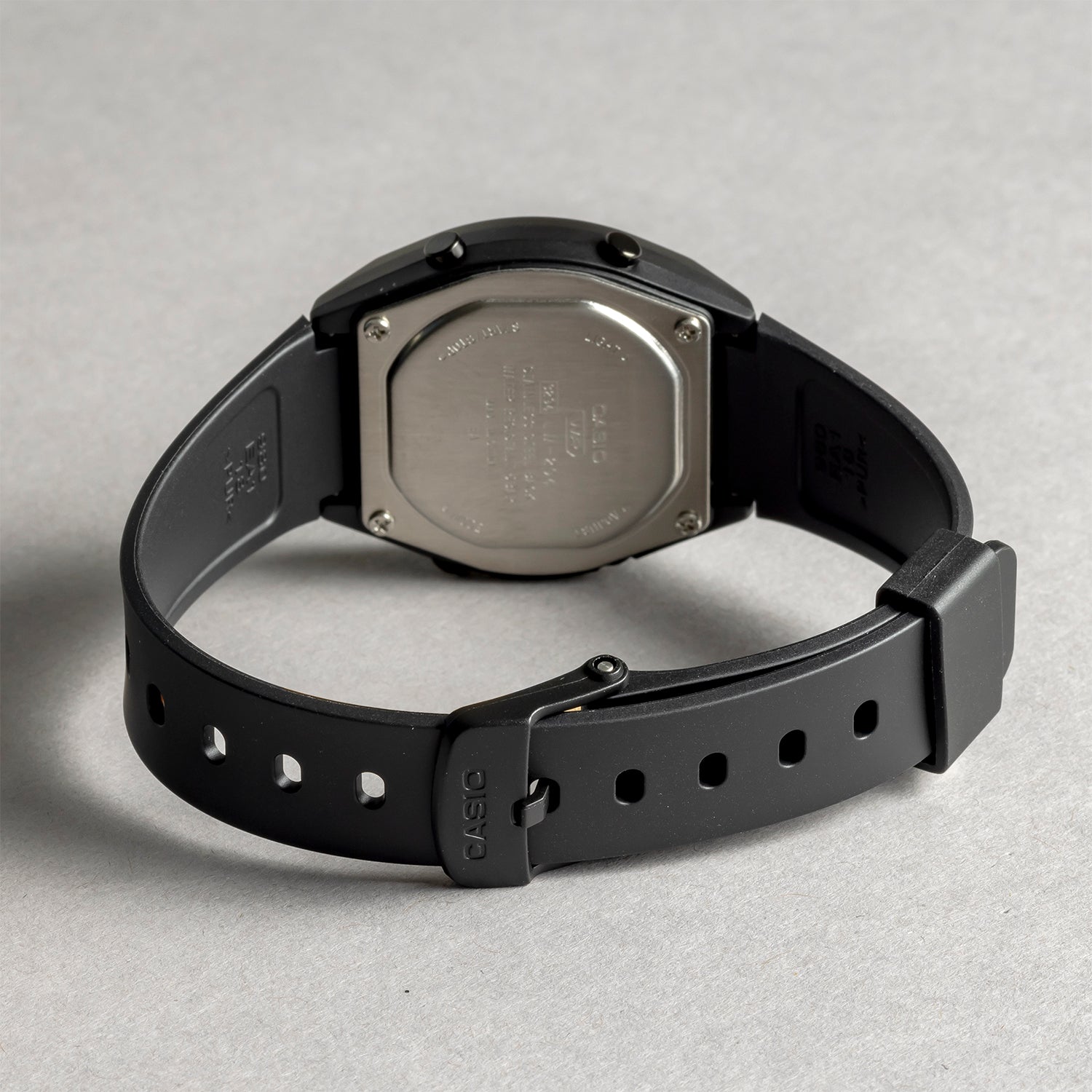 CASIO カシオ LW-204-1B ブラック ブラック文字盤 デジタル ユニセックス 腕時計 ベルト