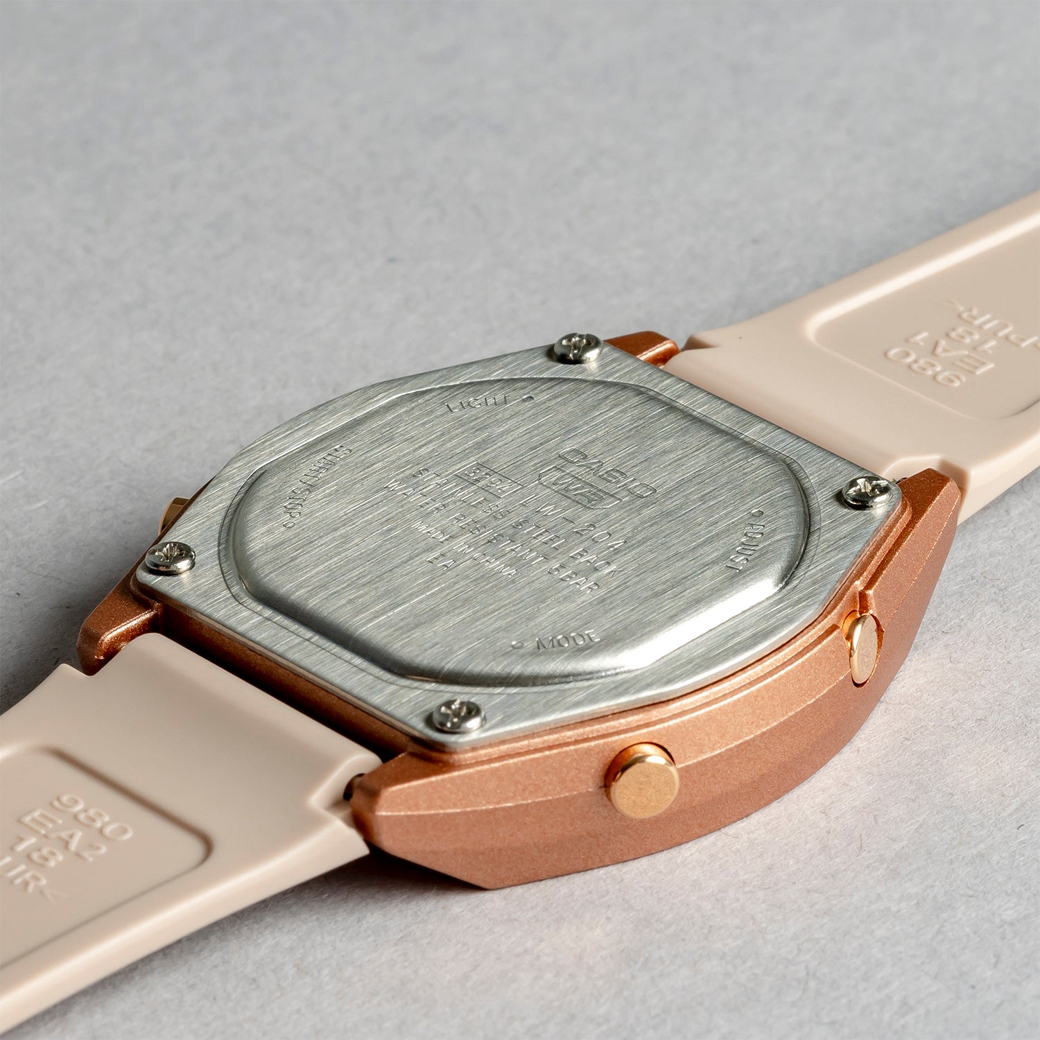 CASIO カシオ LW-204-4A ベージュ ベージュ文字盤 デジタル ユニセックス 腕時計 ケースバック