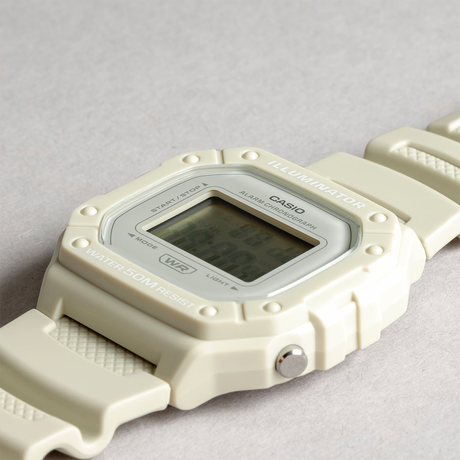 CASIO カシオ W-218HC-8A ベージュ ホワイト文字盤 デジタル ユニセックス 腕時計 斜め