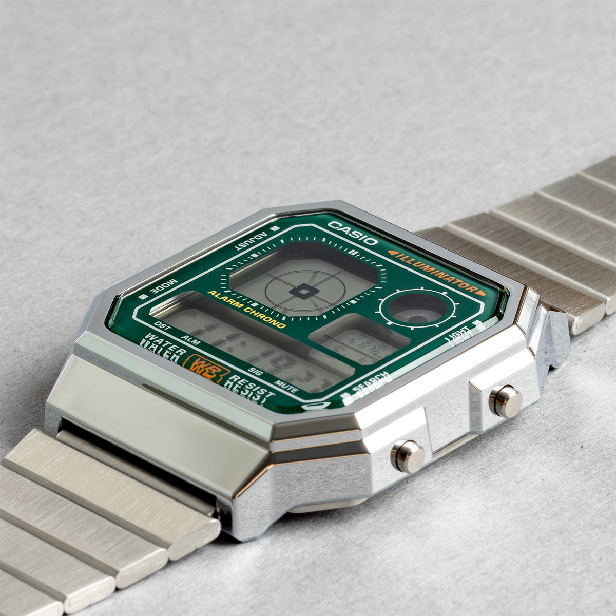 CASIO カシオ A130WE-3A シルバー グリーン文字盤 デジタル メンズ 腕時計 斜め