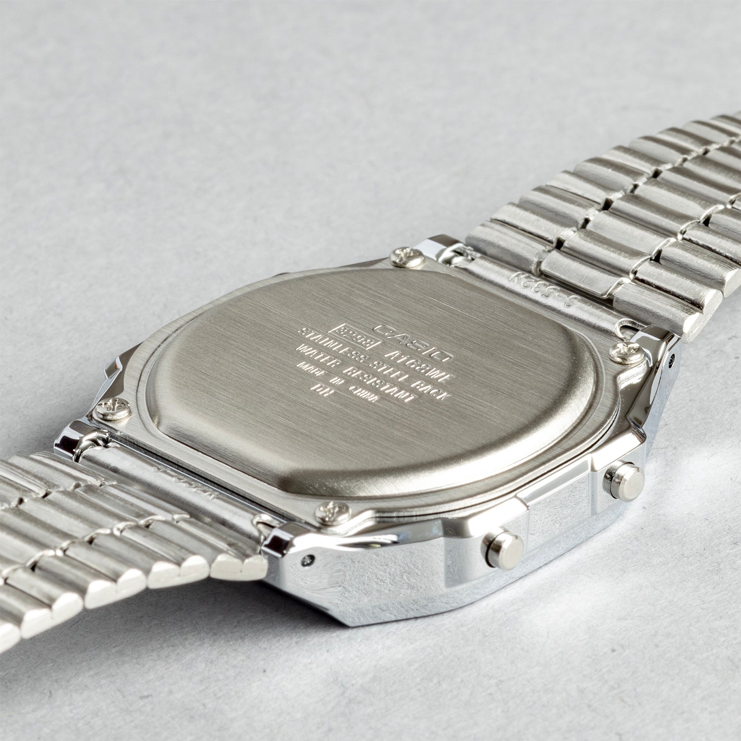 CASIO カシオ A168WEM-1 シルバー ブラック文字盤 デジタル メンズ 腕時計 ケースバック
