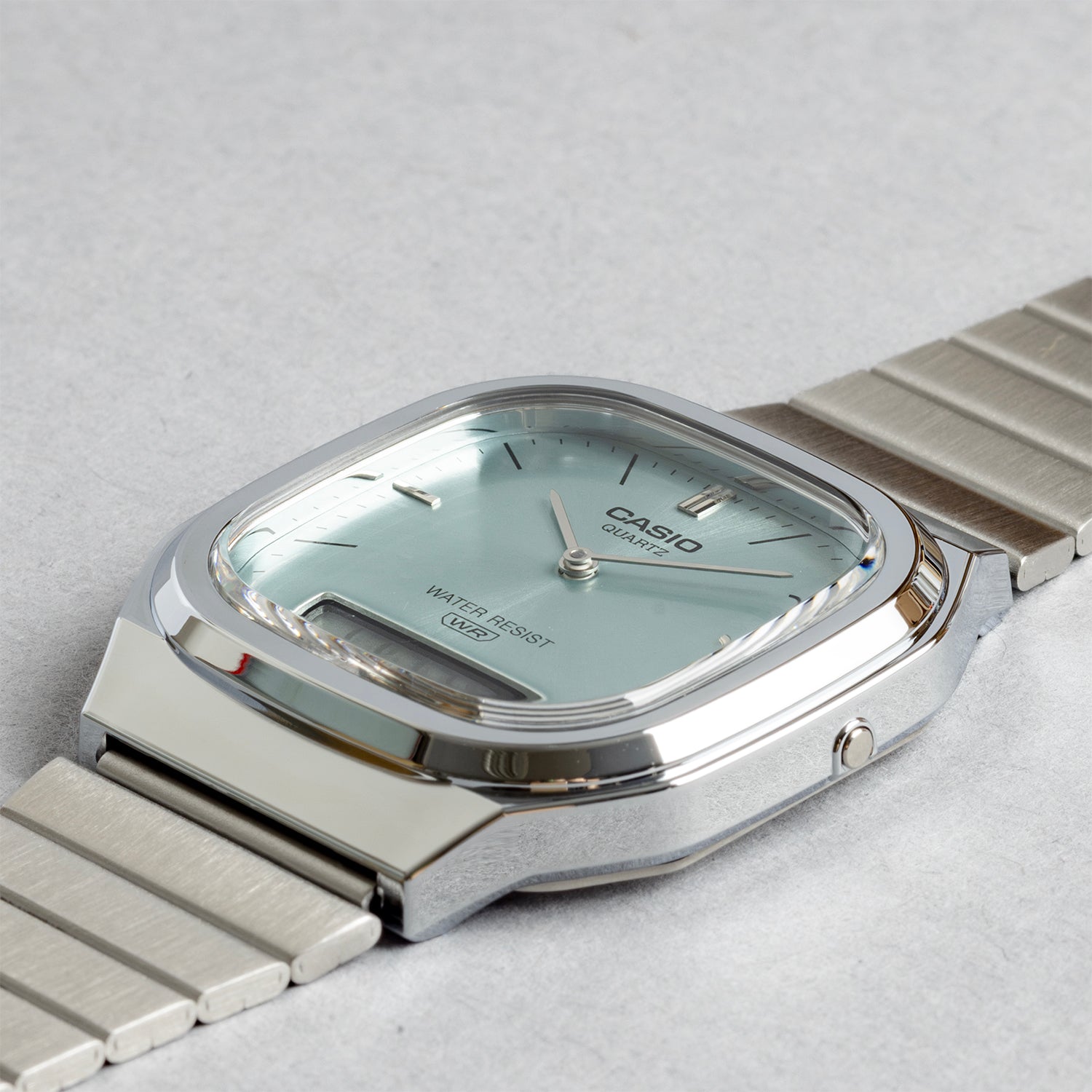 CASIO カシオ AQ-240E-2A シルバー ブルー文字盤 アナデジ メンズ 腕時計 斜め
