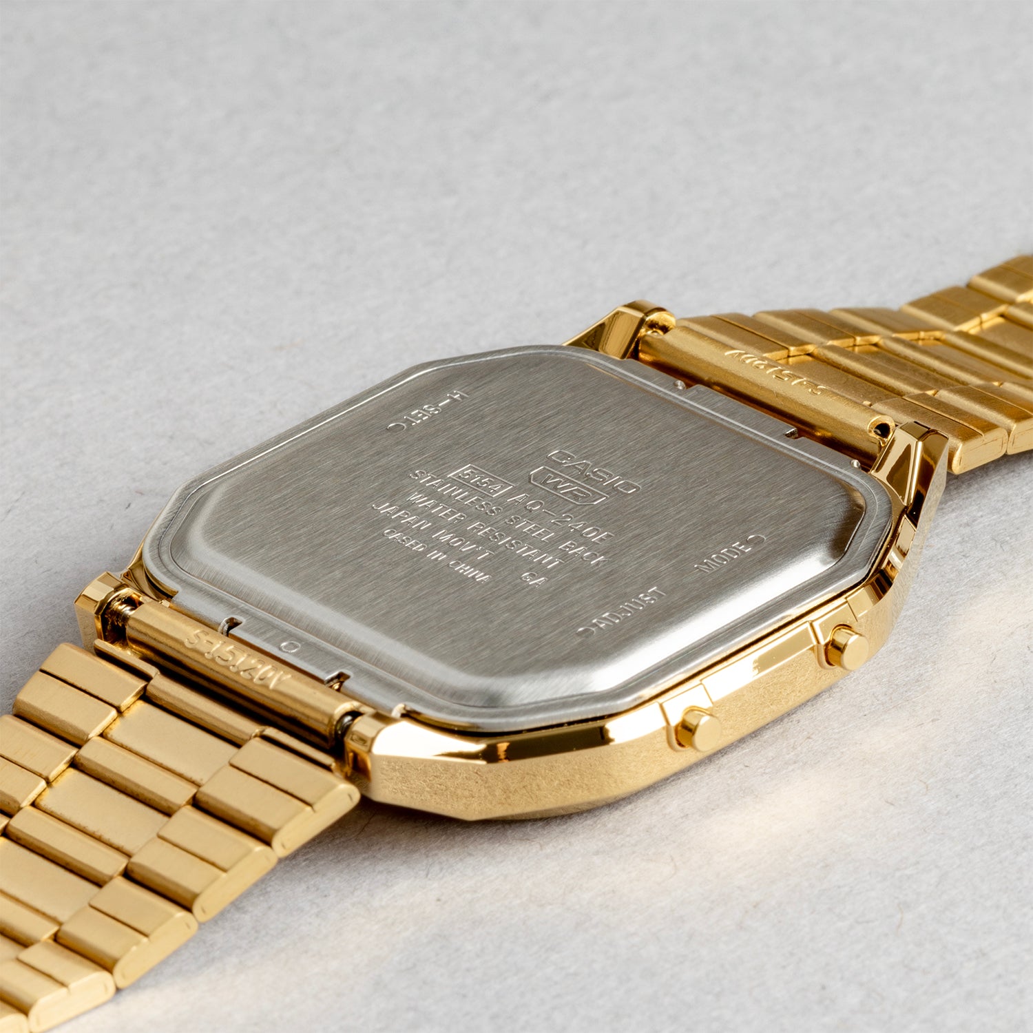 CASIO カシオ AQ-240EG-9A ゴールド ゴールド文字盤 アナデジ メンズ 腕時計 ケースバック