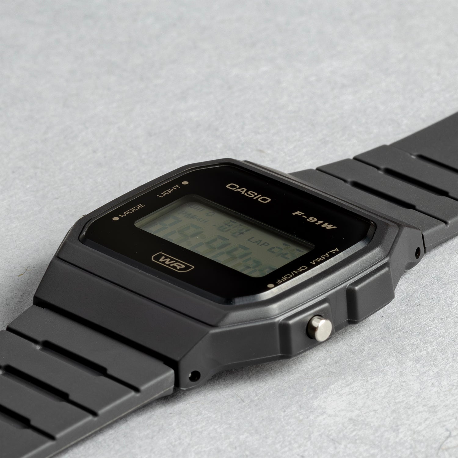 Casio Standard Mens F-91WB. 腕時計 f-91wb-8a_2