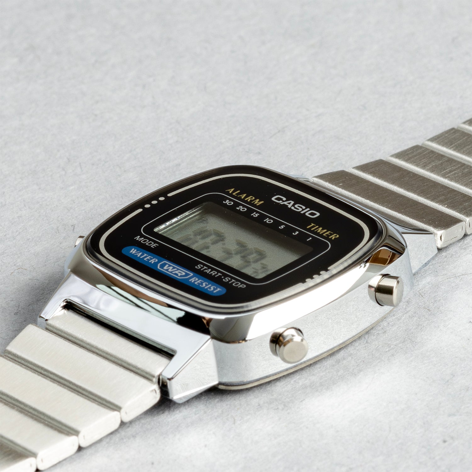 casio standard 腕時計 casio standard オファー デジタル la-670wga-1