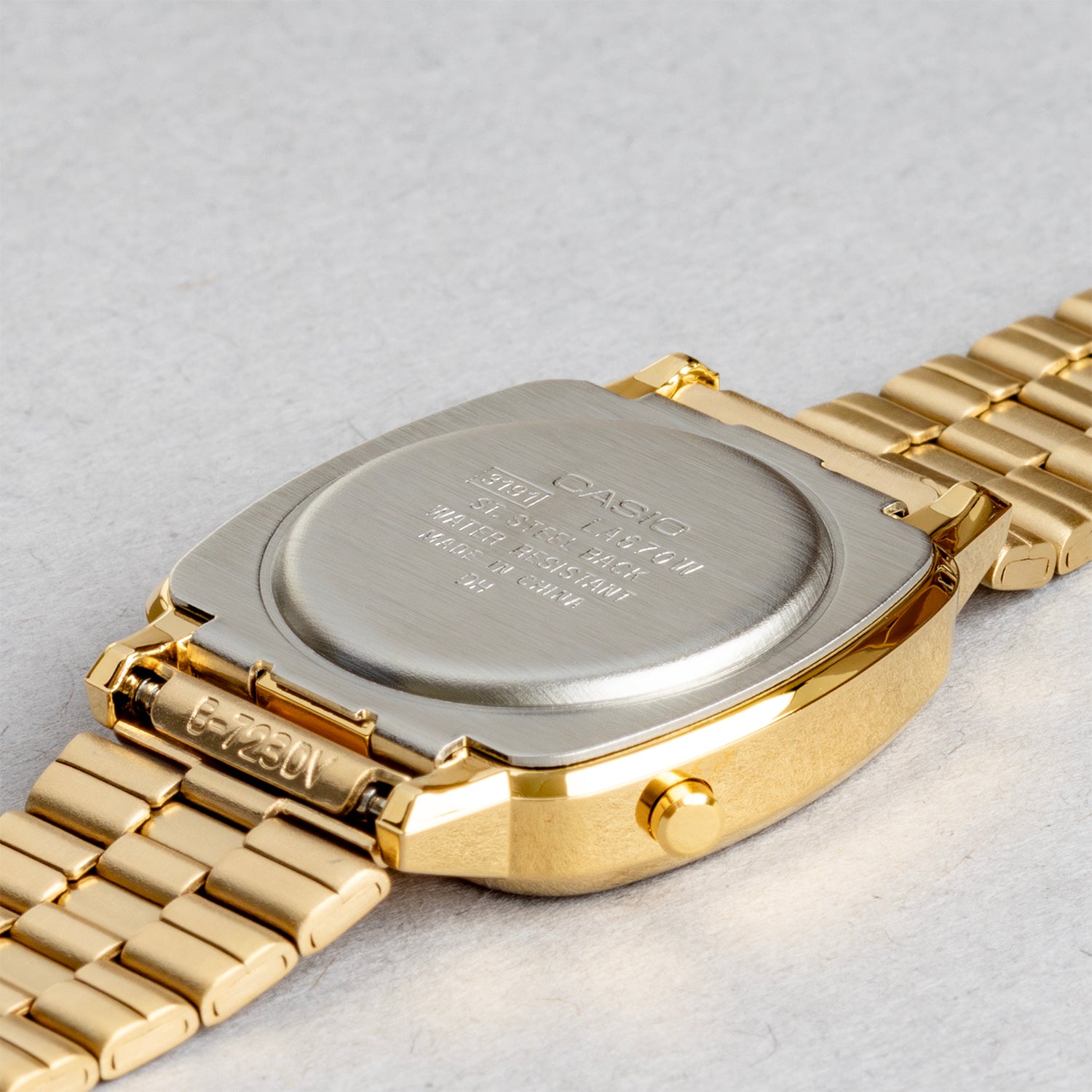 CASIO カシオ LA670WGA-1 ゴールド ブラック文字盤 デジタル レディース 腕時計 ケースバック