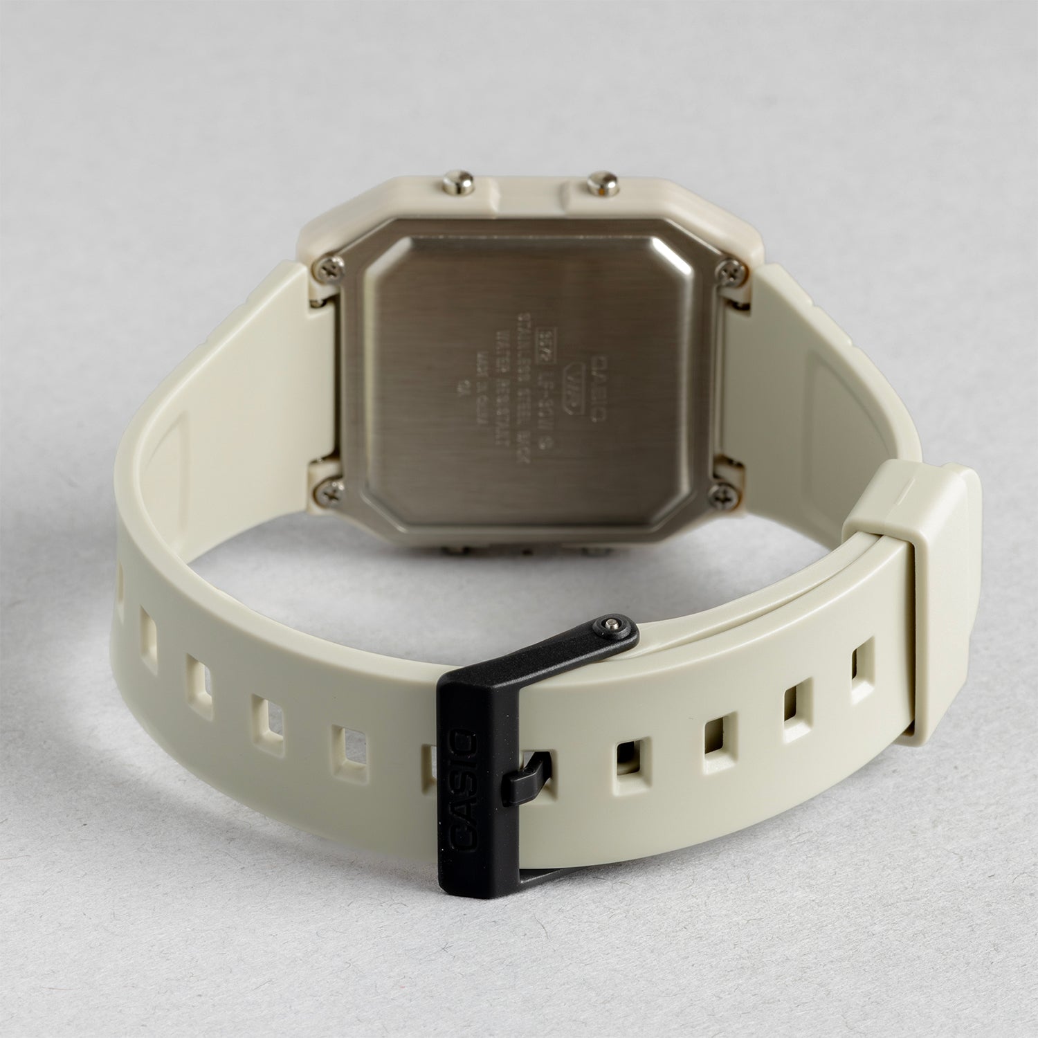 CASIO カシオ LF-30W-8A アイボリー グレー文字盤 デジタル レディース 腕時計