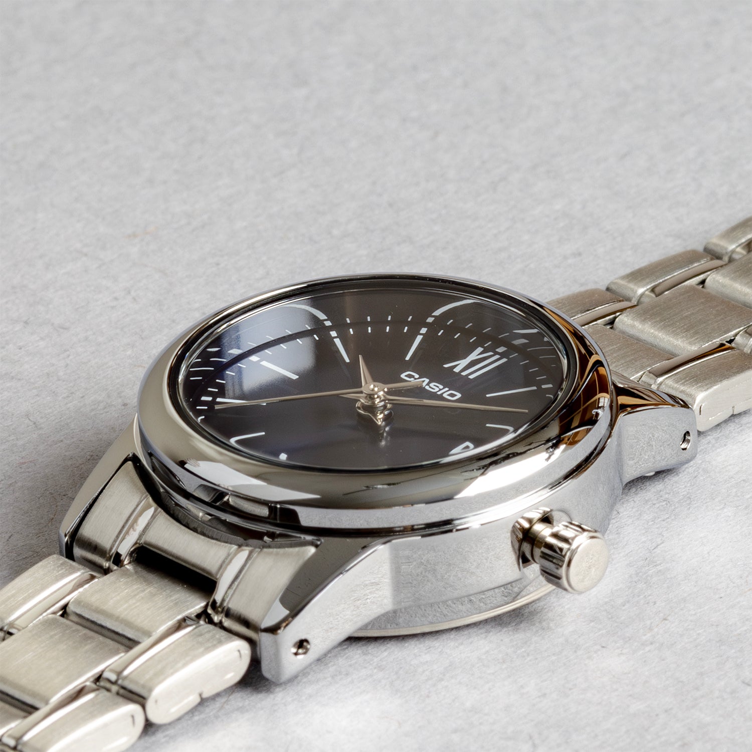 CASIO カシオ LTP-V002D-2B3 シルバー ネイビー文字盤 アナログ レディース 腕時計 斜め