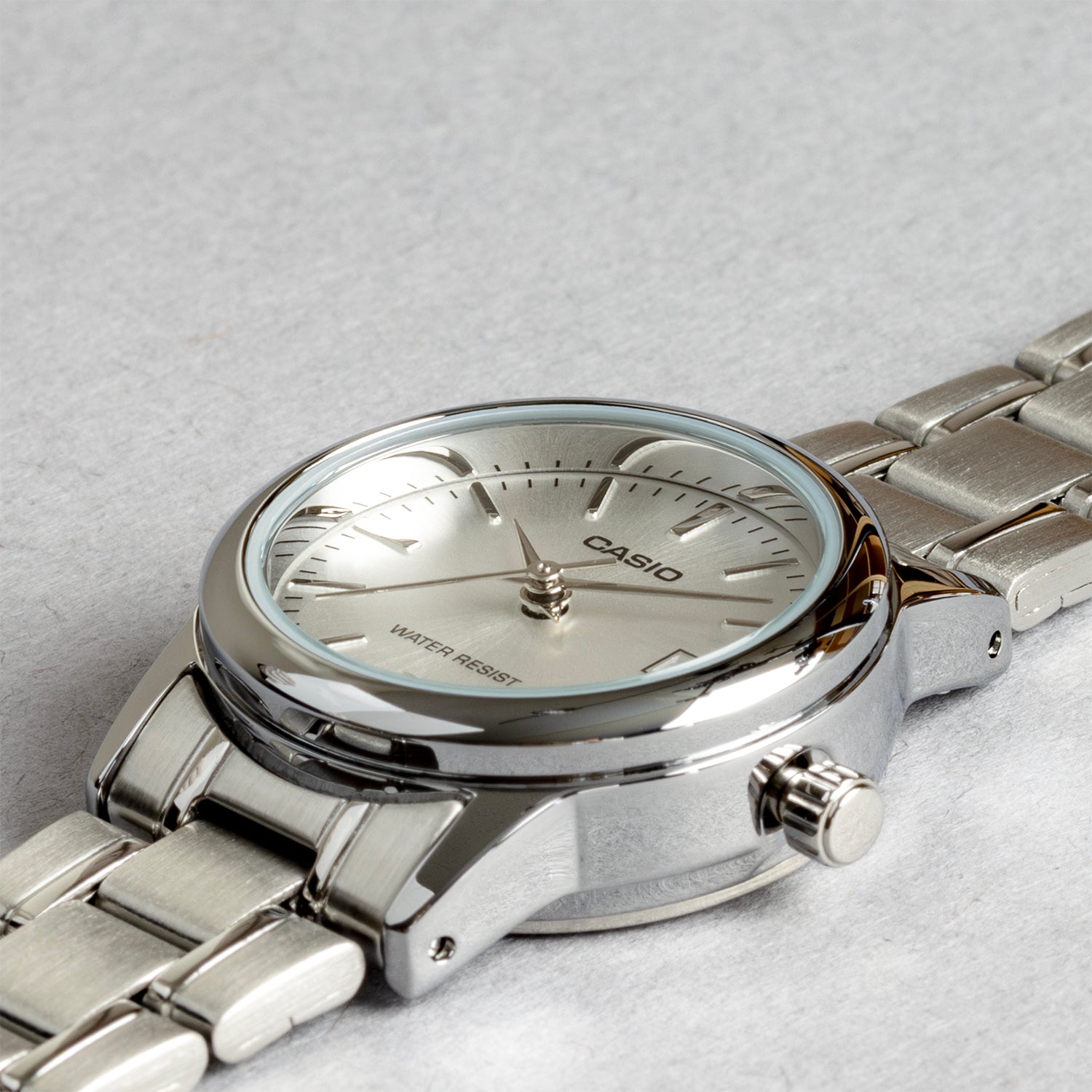 CASIO カシオ LTP-V002D-7A シルバー シルバー文字盤 アナログ レディース 腕時計 斜め