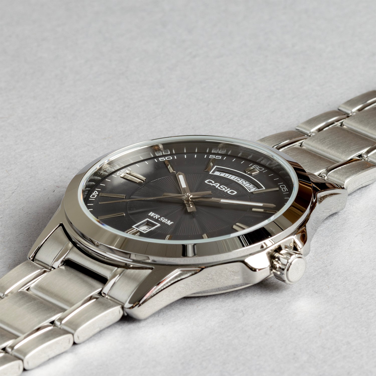 CASIO カシオ MTP-1381D-8A シルバー グレー文字盤 アナログ メンズ 腕時計 斜め