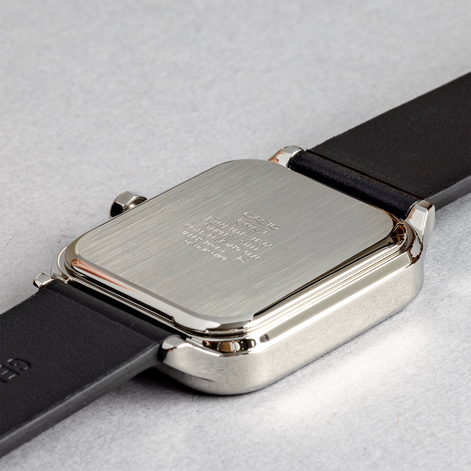 CASIO カシオ MTP-M305L-1A2 ブラック ブラック文字盤 アナログ メンズ 腕時計 ケースバック