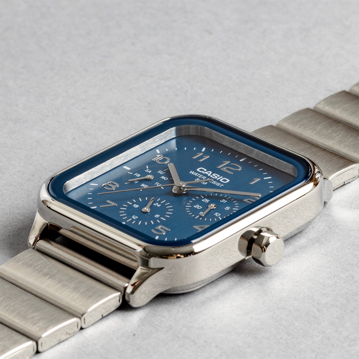 CASIO カシオ MTP-M306D-2A シルバー ブルー文字盤 アナログ メンズ 腕時計 斜め