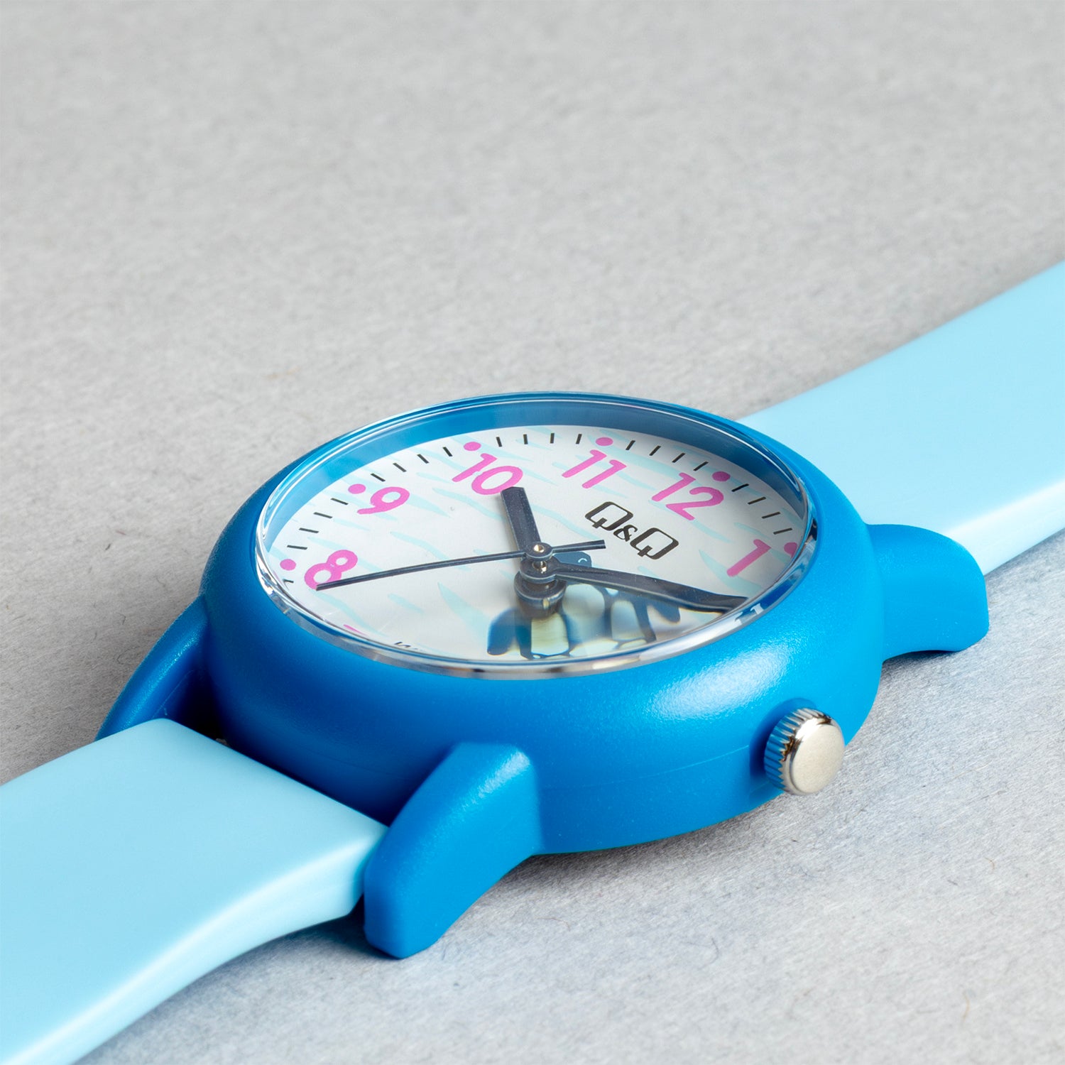 Q&Q QQ V23A-011VY ブルー ホワイト文字盤 アナログ キッズ 腕時計 斜め