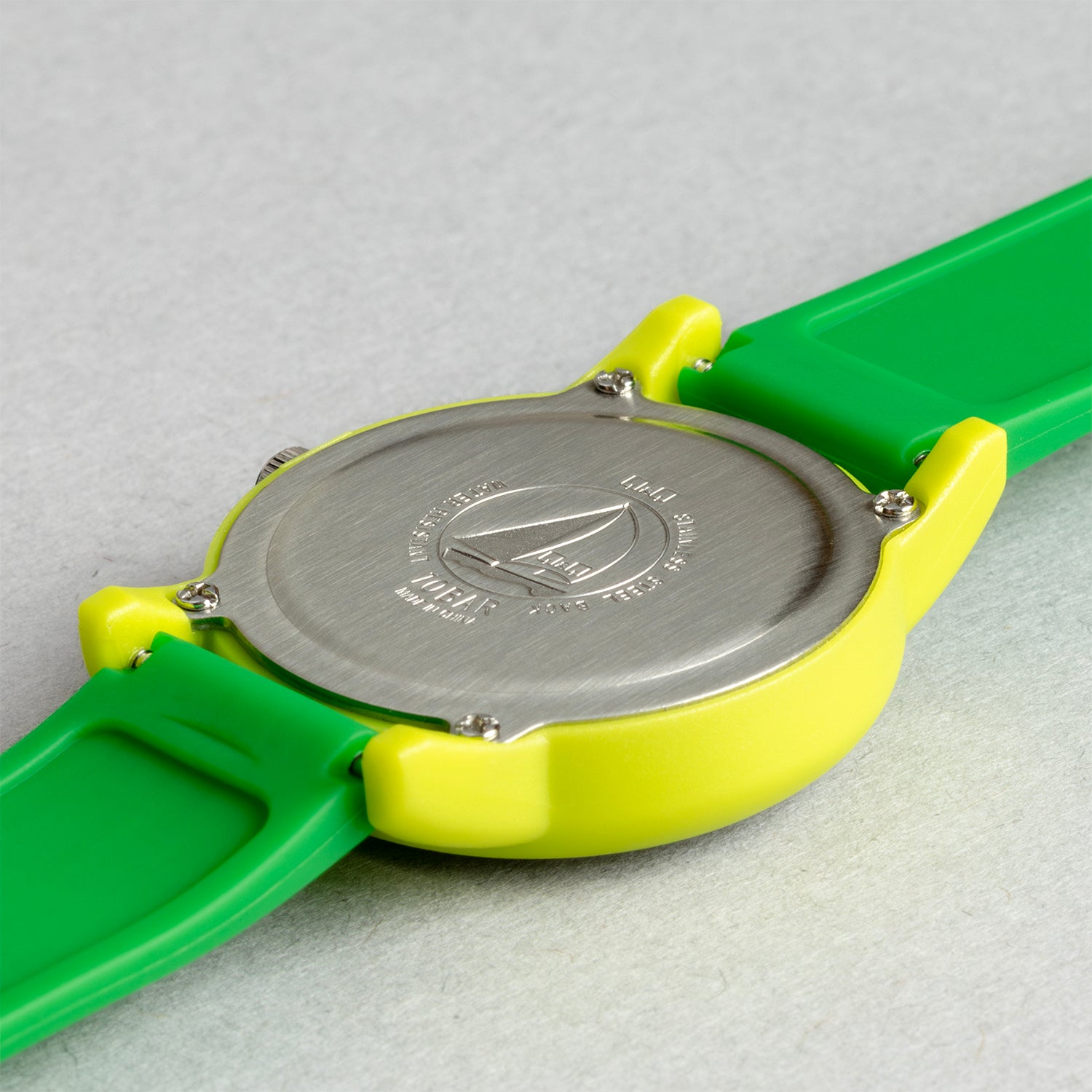 Q&Q QQ V23A-016VY グリーン ホワイト文字盤 アナログ キッズ 腕時計 ケースバック