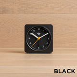 BRAUNブラウンアラームクロックBC03時計置き時計アナログ目覚まし時計トラベル旅行携帯小型ブラック黒ホワイト白