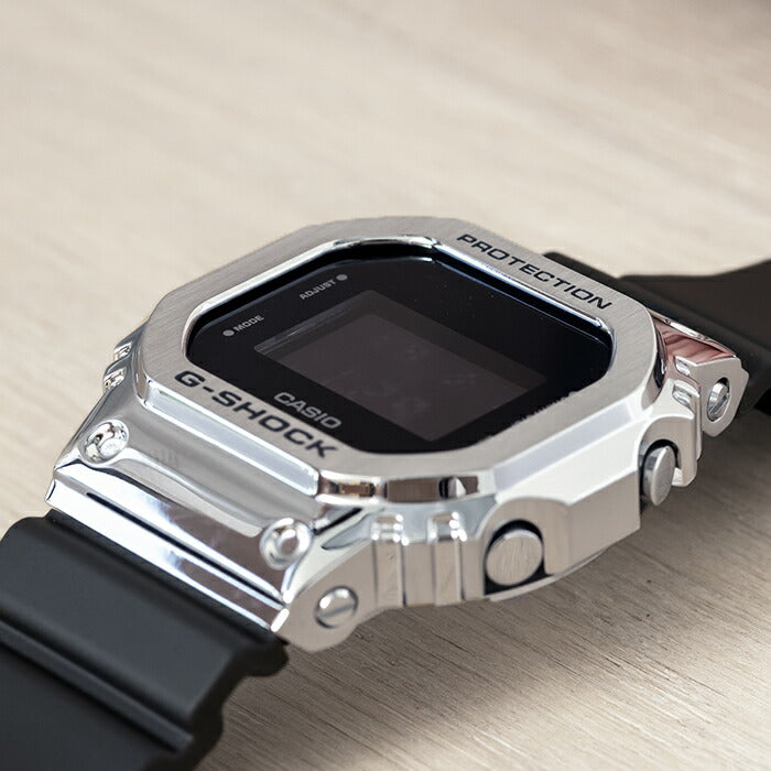 CASIO (カシオ) 腕時計 G-SHOCK (Gショック) スクエアデザイン GM-5600-1 メンズ 並行輸入品