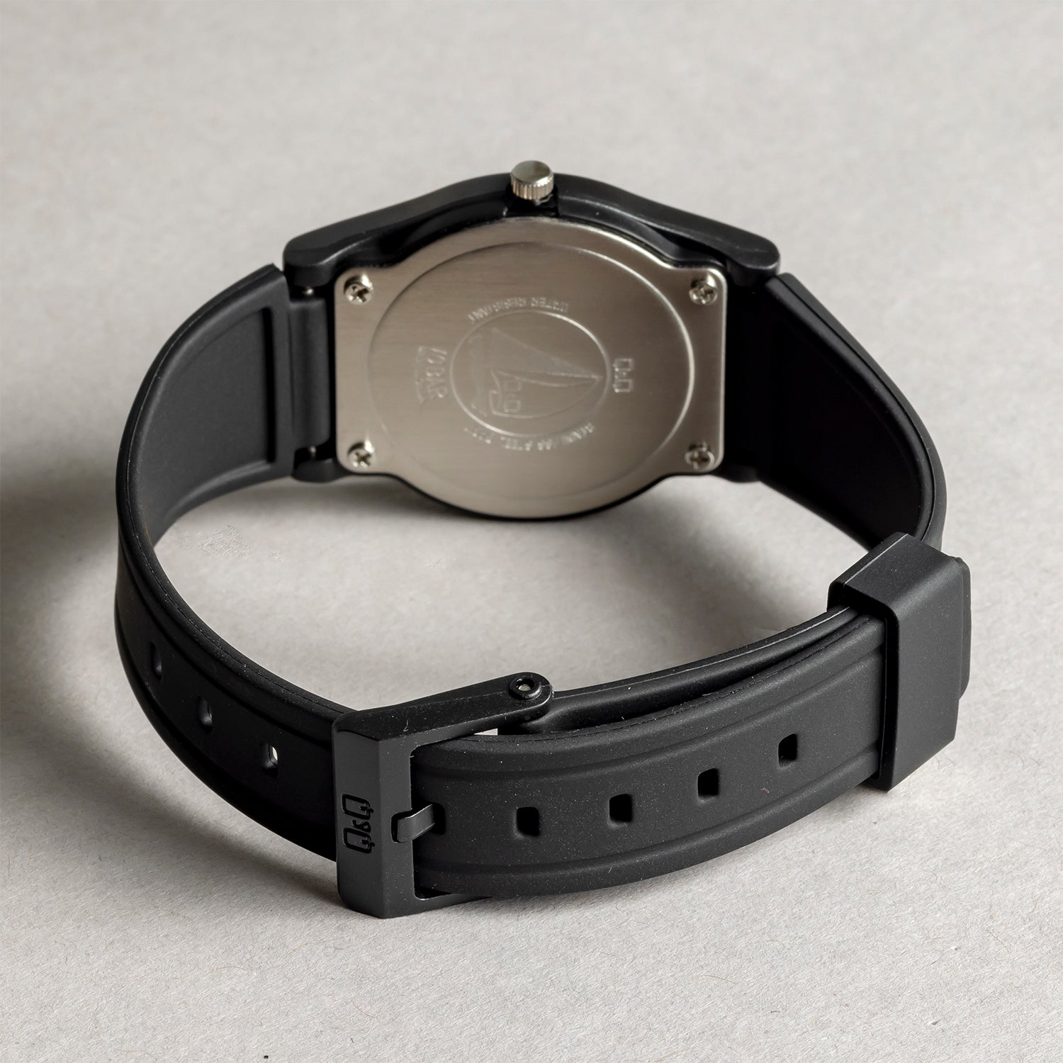 Q&Q QQ VP34J061Y ブラック ホワイト文字盤 アナログ ユニセックス 腕時計 ベルト